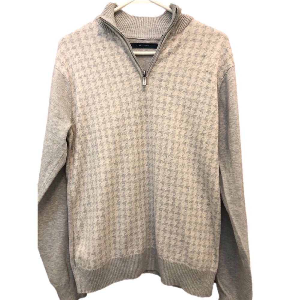 Perry Ellis Sweater